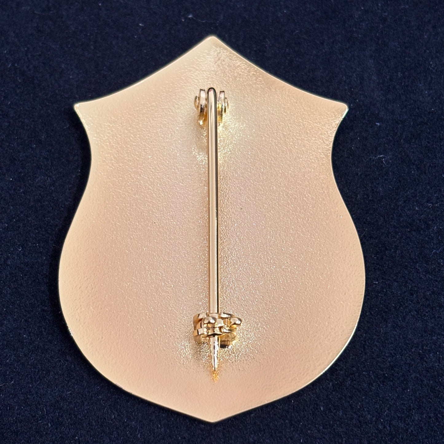 Réplica de Utilería de Película: Insignia Personalizable de la Comisión de la Policía Internacional