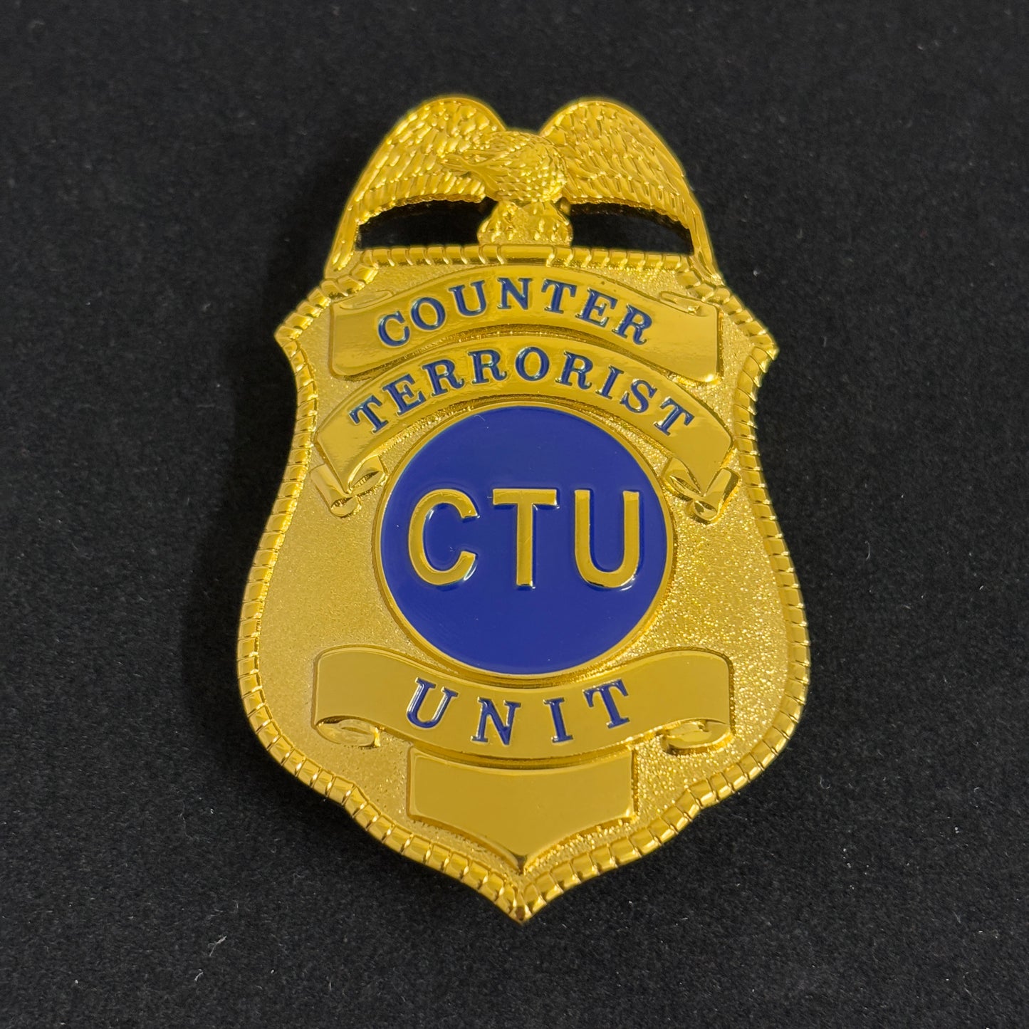 CTU-Abzeichen der US-Antiterroreinheit, Replik, Filmrequisiten
