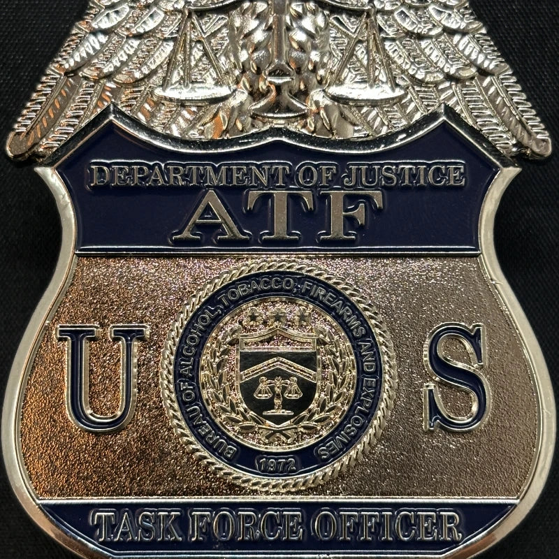 Replik des Offiziersabzeichens der US ATF TFO Task Force: Hochwertige Filmrequisite