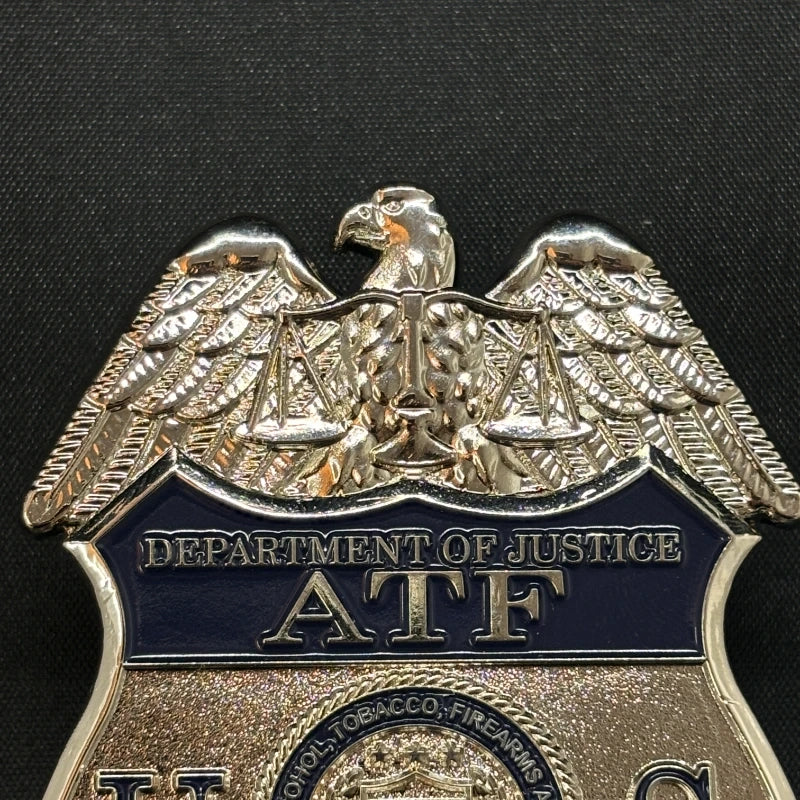 Replik des Offiziersabzeichens der US ATF TFO Task Force: Hochwertige Filmrequisite