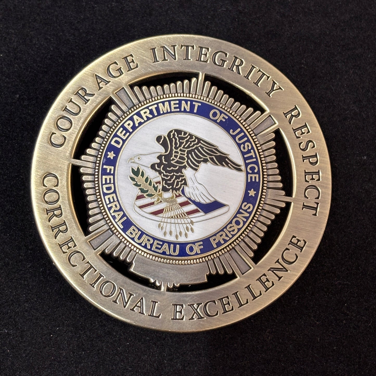Department of Justice Federal Bureau of Prisons Badge anpassbare Nummer
