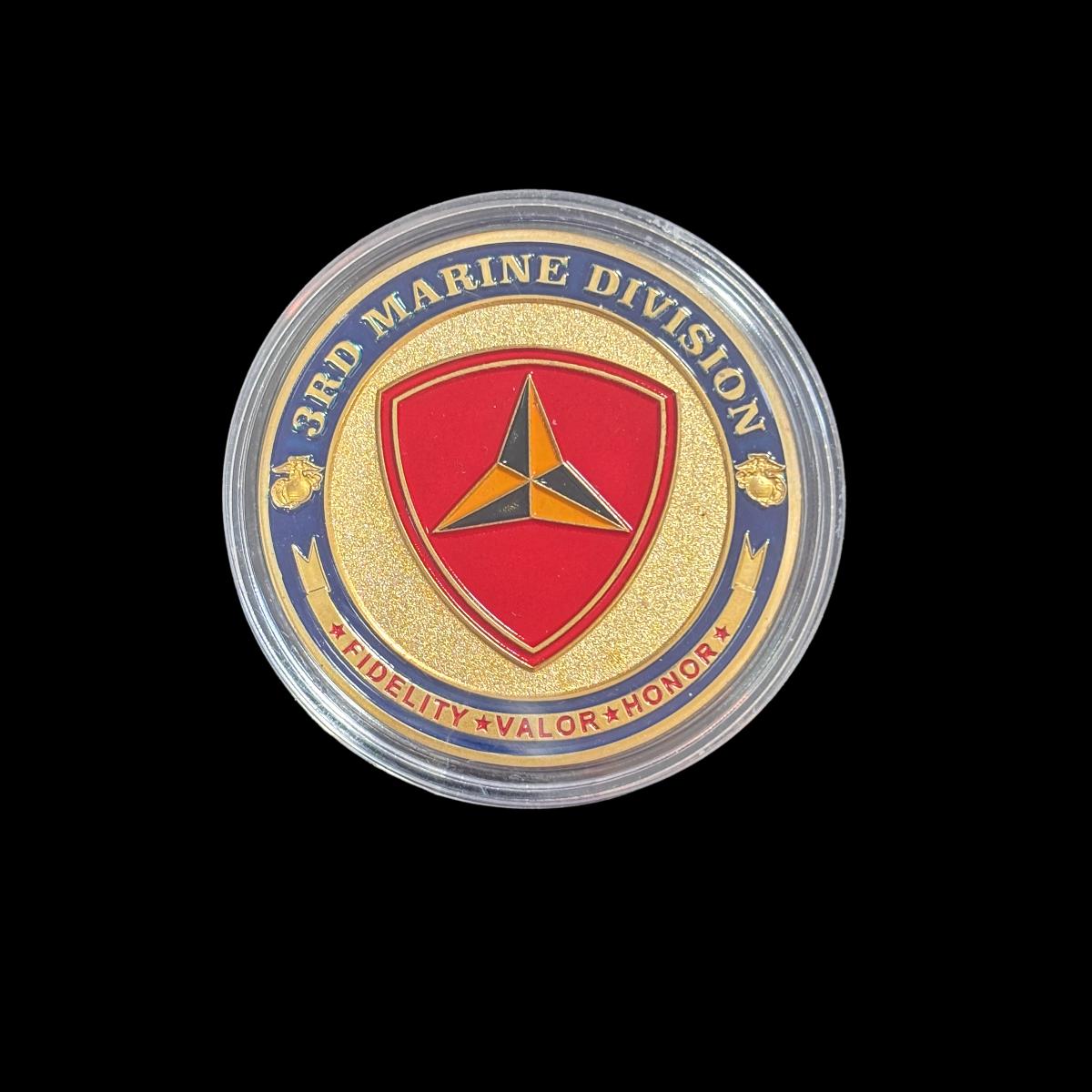 Pièce de défi du Corps des Marines des États-Unis, 3e Division des Marines