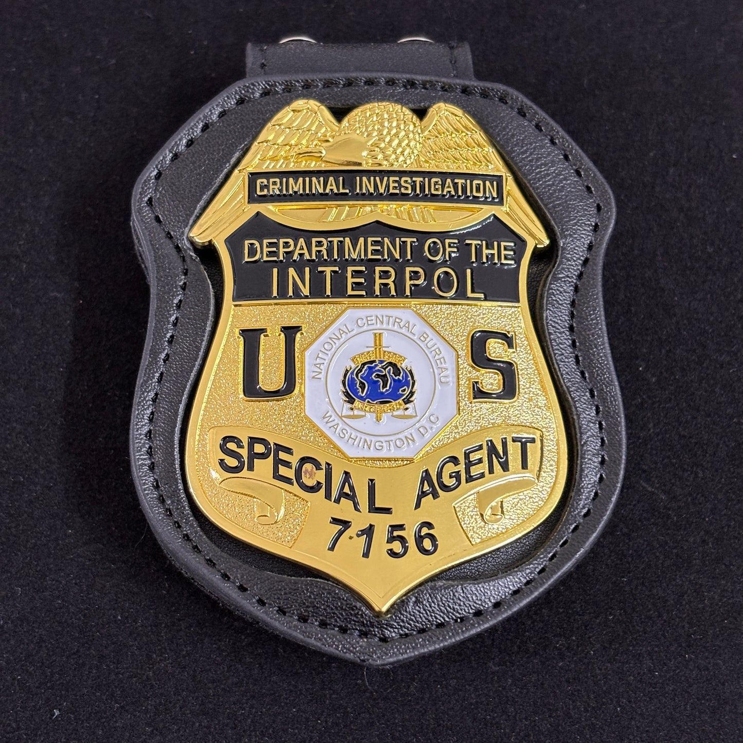 Kriminalpolizei der Interpol Spezialagenten-Abzeichen, Replik, Filmrequisiten Nr. 7156