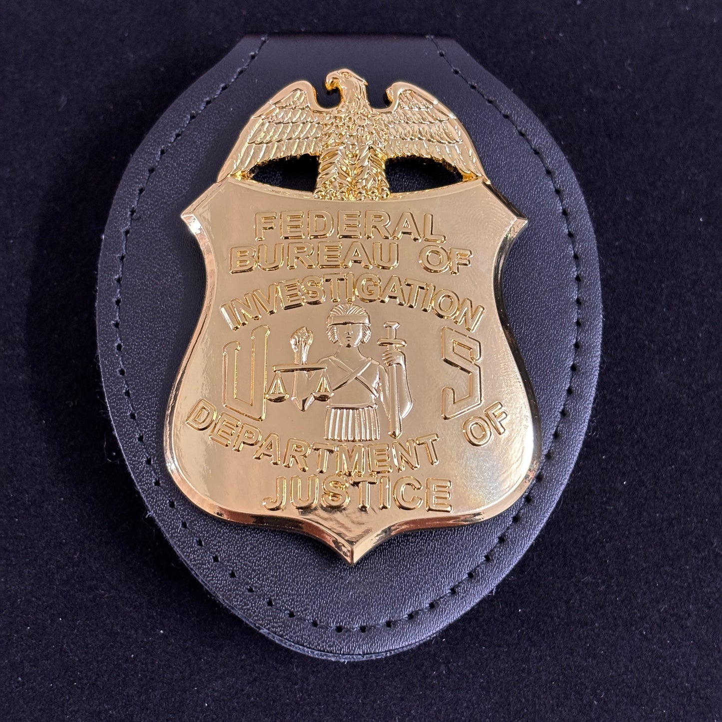 Réplique de l'insigne du FBI du ministère de la Justice, accessoire de cinéma