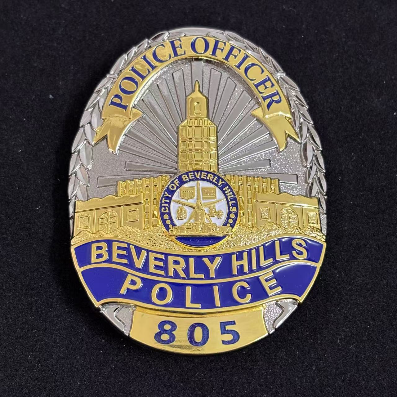 Beverly Hills Polizeiabzeichen mit der Nummer 805