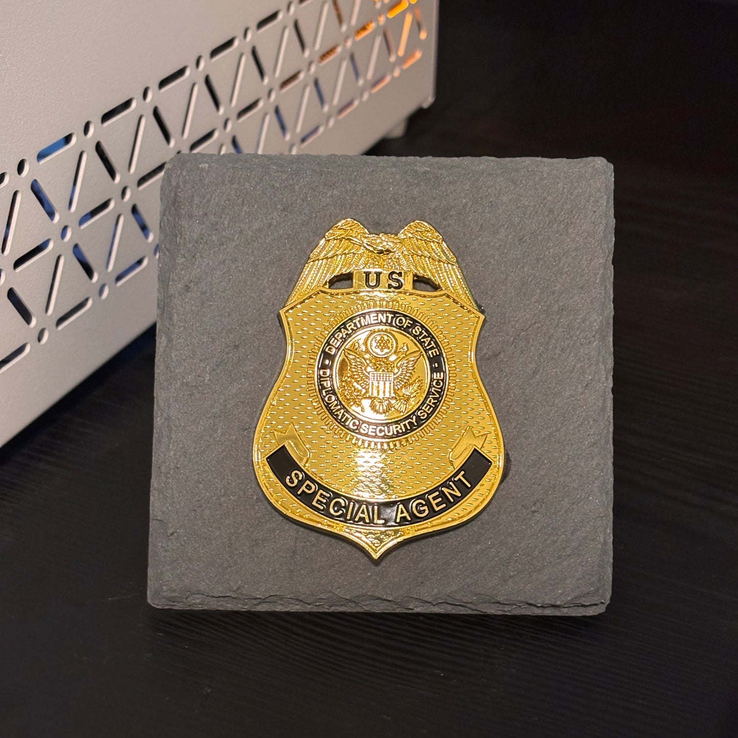 US Diplomatic Security Service Badge Plaques Law Enforcement Award & Recognition Collectible gifts retirement memorial