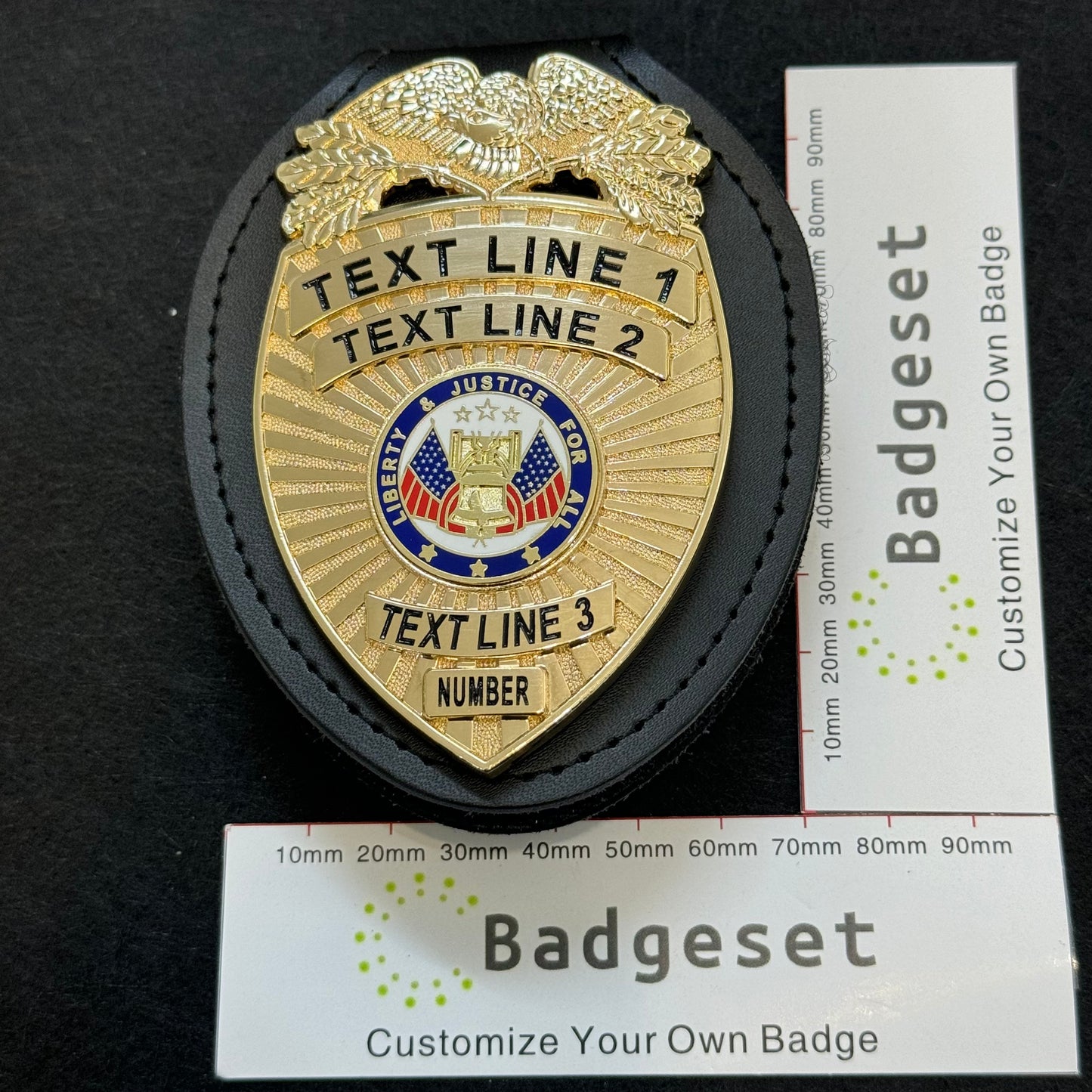 Customizable Badge BA42