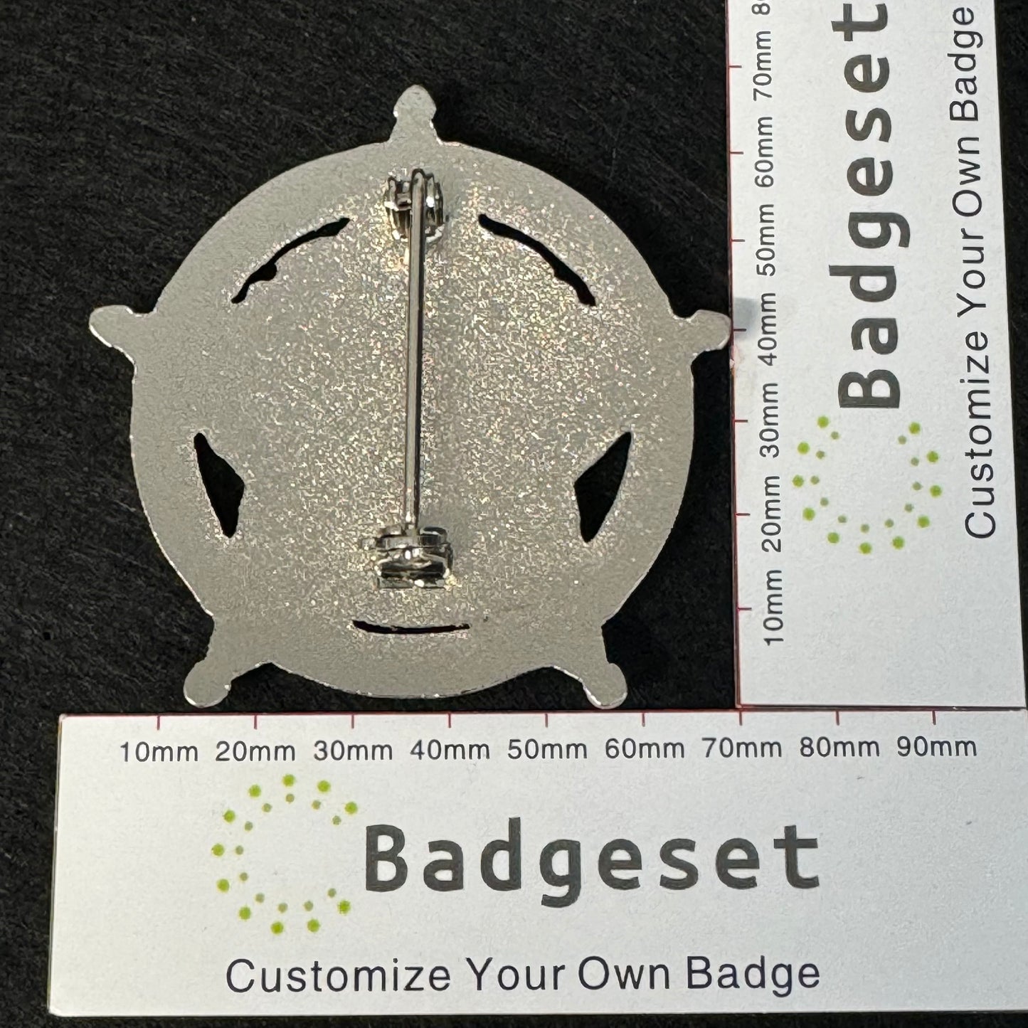 Customizable Badge BA43
