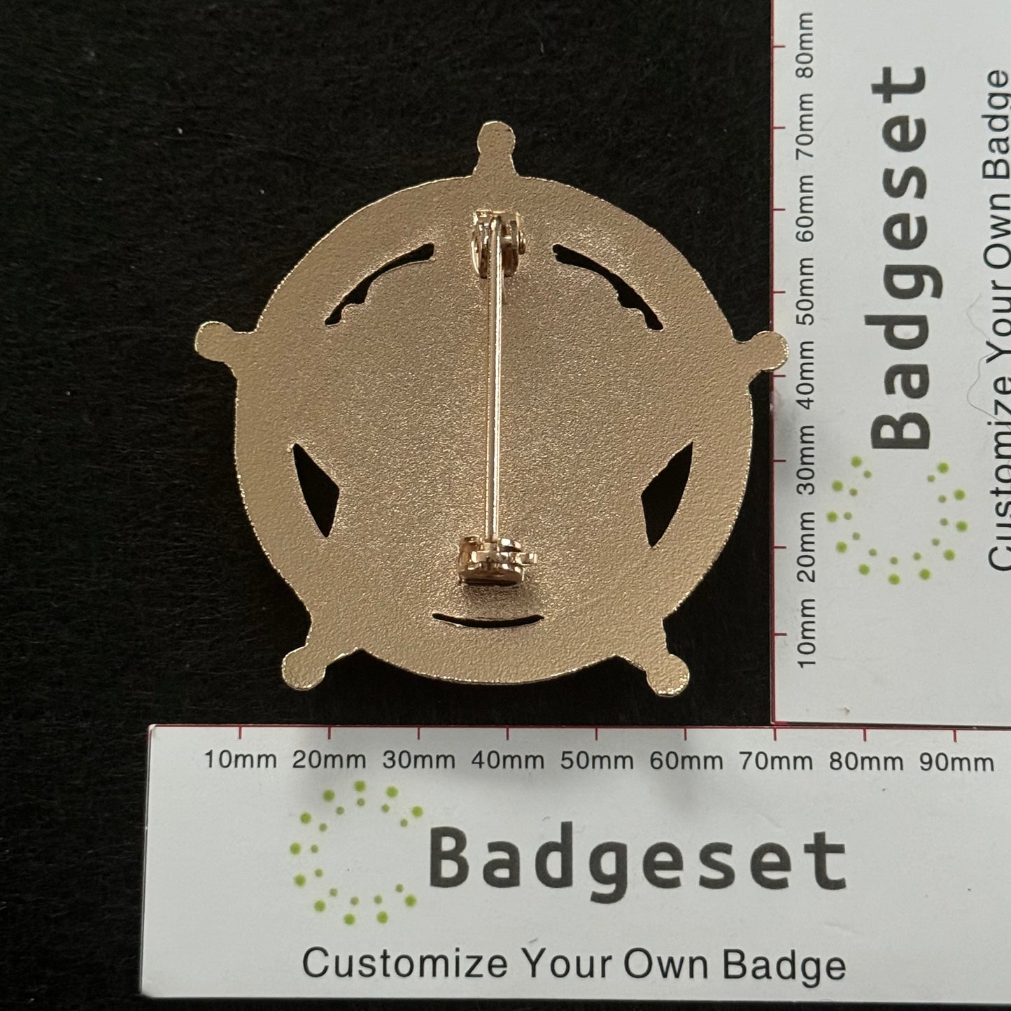 Customizable Badge BA43
