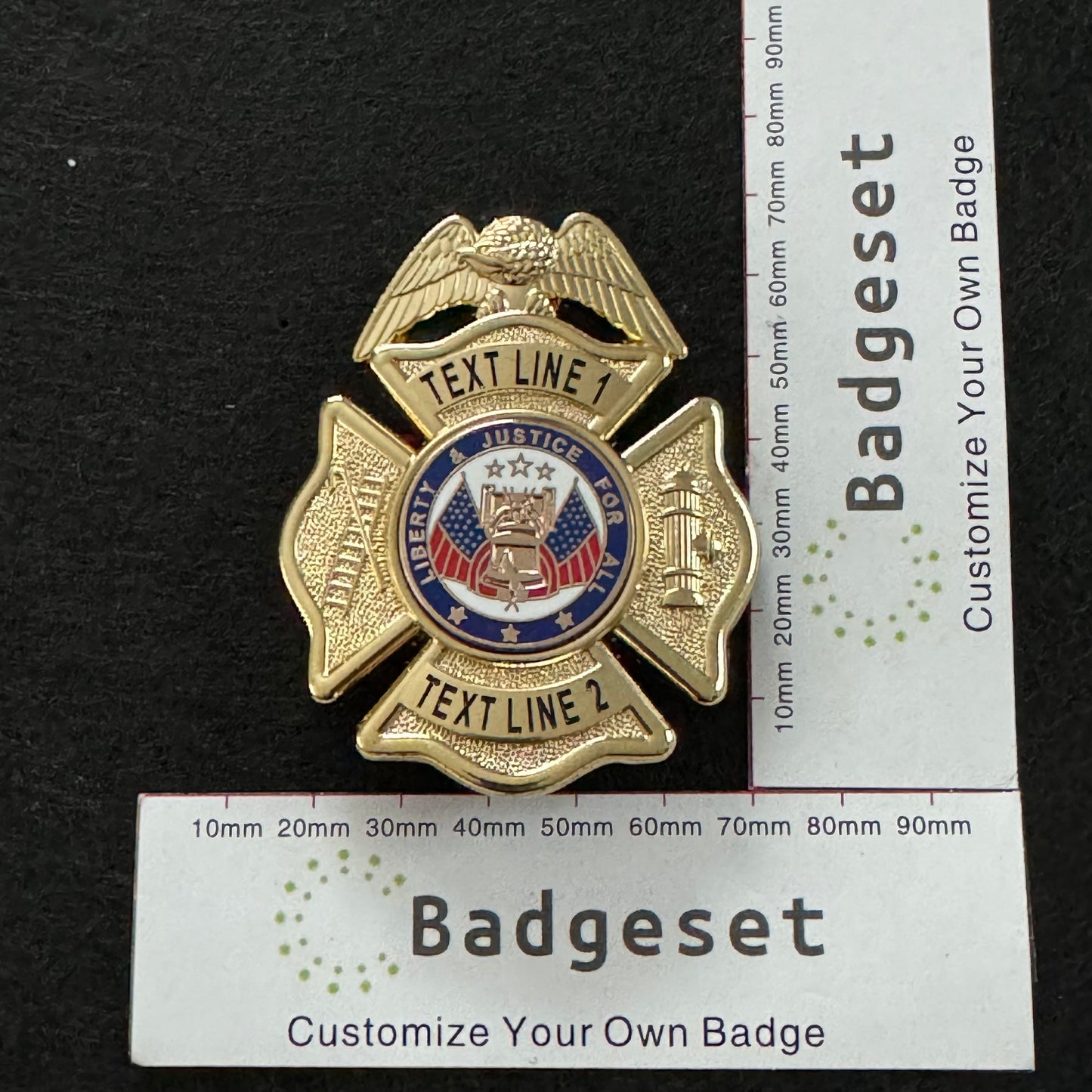 Customizable Badge BA46