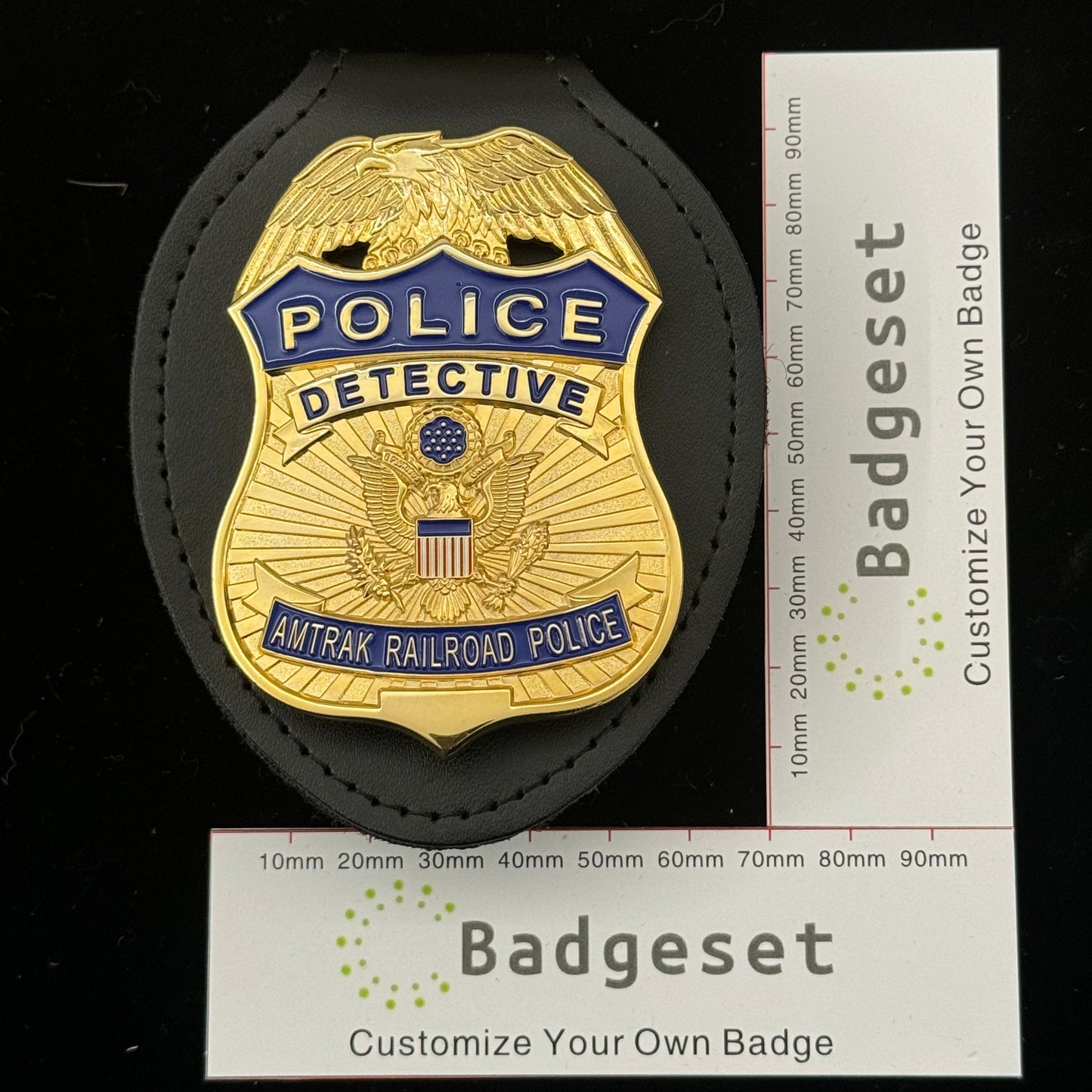 Réplica de la placa de detective de la policía ferroviaria de APD, utilería de película