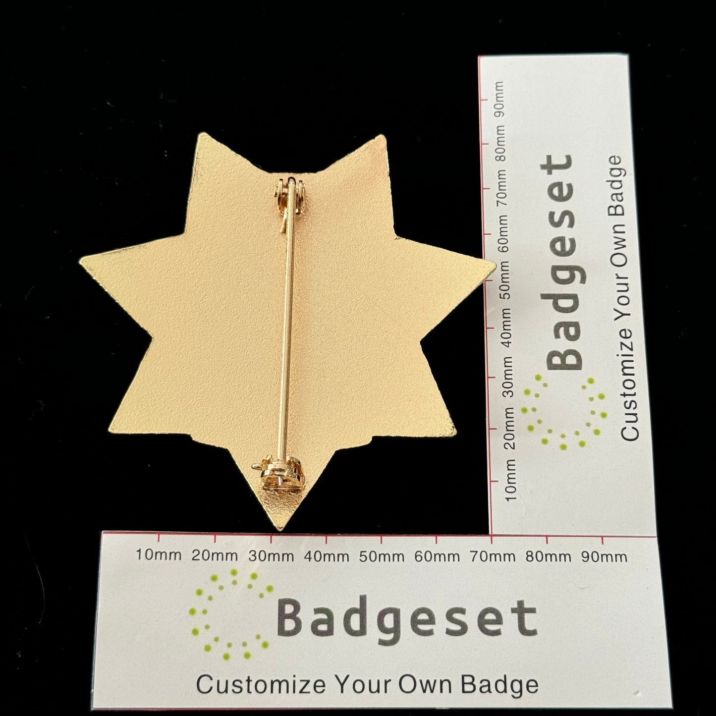 Customizable Badge BA35