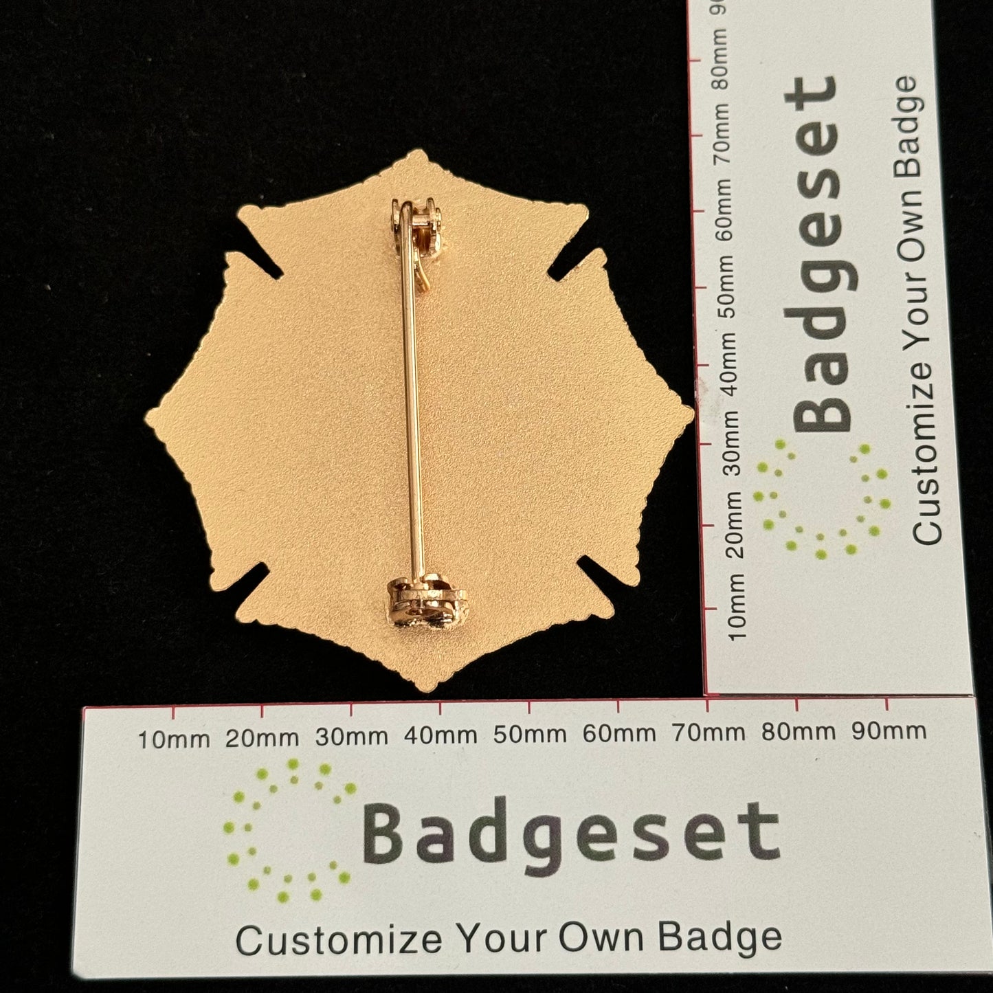 Customizable Badge BA38