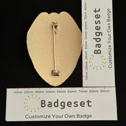 Customizable Badge BA34