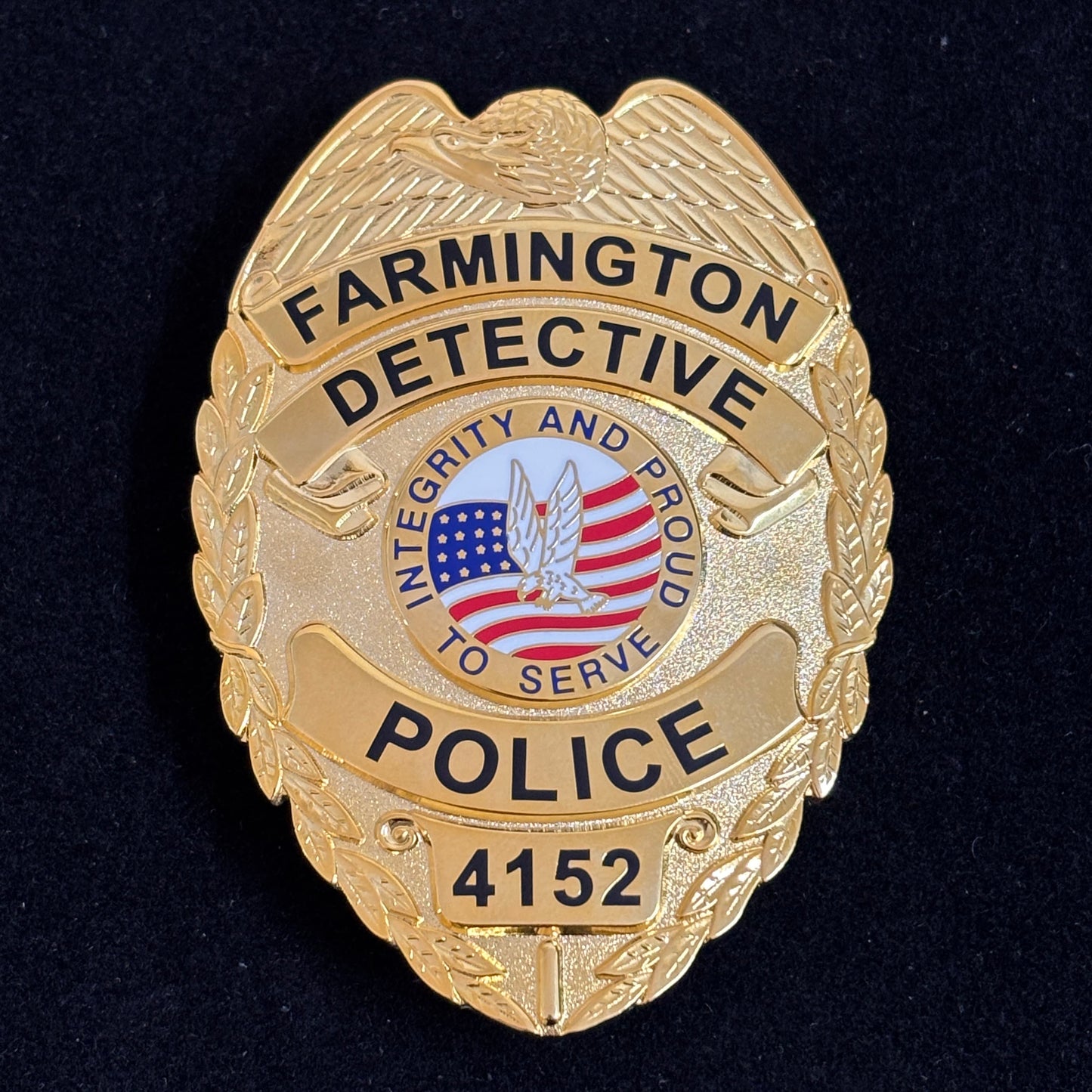 Farmington Detective Police Badge Nr. 4152 Replika Filmrequisiten