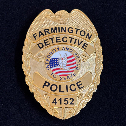 Farmington Detective Police Badge Nr. 4152 Replika Filmrequisiten
