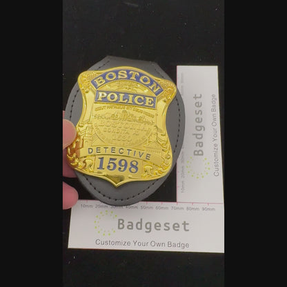 Réplica de la placa de detective de la policía de Boston, utilería de película con el número 1598